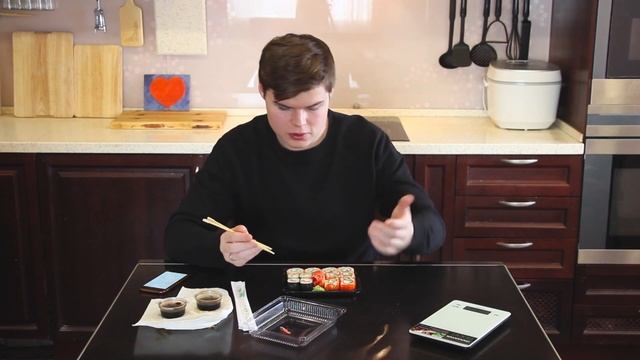 ФИЛАДЕЛЬФИЯ С БЕЛОЙ РЫБОЙ!? | PING PONG | ГОЛОДНЫЙ ОБЗОР смотреть онлайн