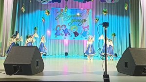 Хоровод «Как по небу грозовая туча шла» старшая группа