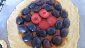 Осенняя галета со сливами от Энди Шефа. Рецепт слоеного теста.