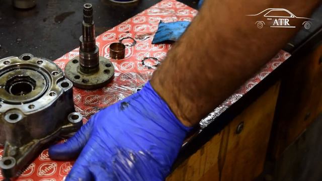 How To: Rebuild ZF Power Steering Pump Shaft seal for Mercedes benz cars DIY смотреть онлайн