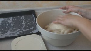 СДОБНЫЕ БУЛОЧКИ С КЛУБНИКОЙ КАК ПУХ!!!