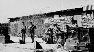 11 - Шли сегодня танки без привала