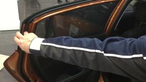 Автошторки Laitovo на заднюю полусферу Kia Rio 4G Хетчбэк 5D установка