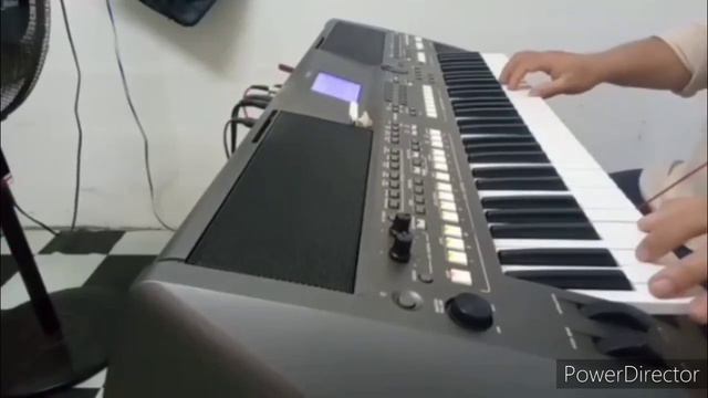 YAMAHA PSR S670 (Latih) -POP ROCK смотреть онлайн