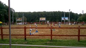 Конкур. Высота 100 см. Соревнования по конному спорту. Competitions in equestrian sport.