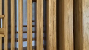 Отделка металлического каркаса лестницы