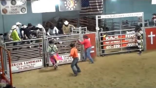 JOE MILLER смотреть онлайн