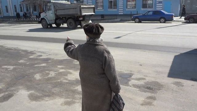 Бабушка-Регулировщик дорожного движения(Воронеж) смотреть онлайн