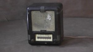"Москвич-3" ламповый радиоприемник СССР 1952 г.