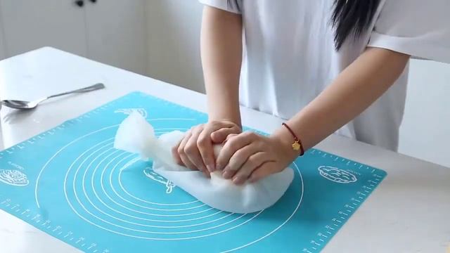 Силиконовый мешочек для замешивания теста, 30х21 см смотреть онлайн