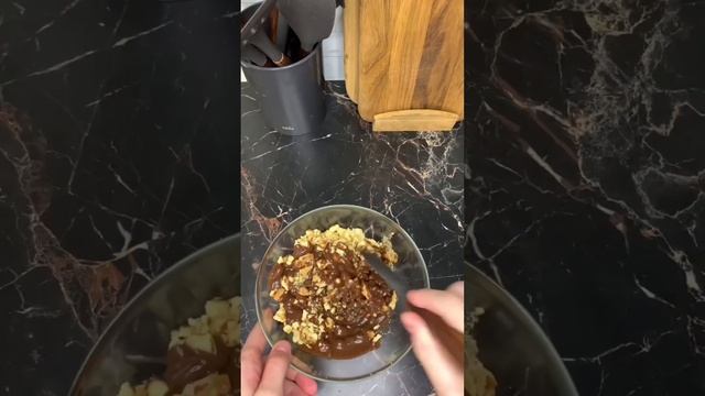 Рецепт вкусной и простой шоколадной колбасы: секрет раскрыт! смотреть онлайн