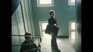 Лифтовые отрывки из фильмов: "Гостья из будущего, серия 3".