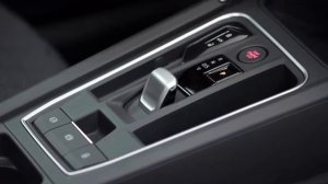 2020 Seat Leon интерьер и дизайн