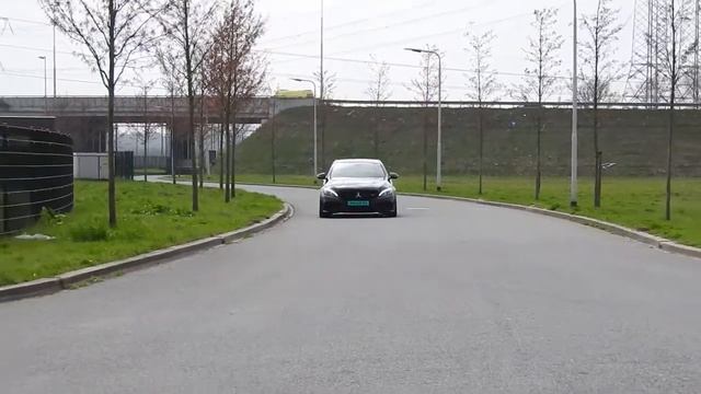 Akrapovic vs original exhaust sound Mercedes C63 AMG 4.0 Bi-T @ auto-chippen.nl Tilburg смотреть онлайн