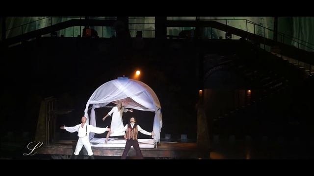О.Домнина, М.Шабалин, Р.Костомаров(Каренины, Вронский)-эпизод 1. 