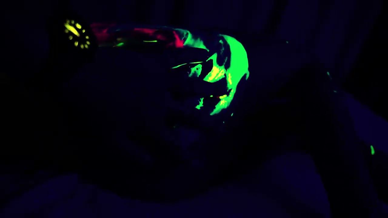 Alex   Neon,  Неон