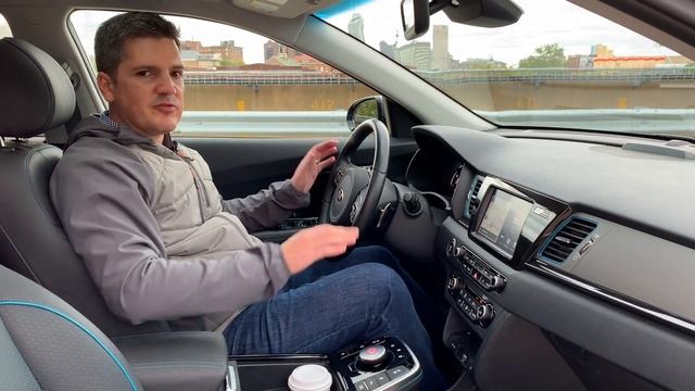 2019 Kia Niro EV | Complete Review | with Casey Williams смотреть онлайн