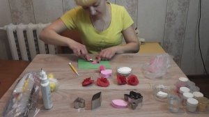 Розы из мастики. Мастер класс
