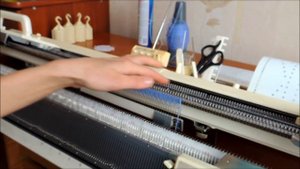 Ажур на вязальной машине Бразер по перфокартам от Сильвера.  Простой и частичный (фасонный) ажур.