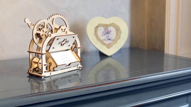 Ugears Казахстан Сборная Модель Механическая Шкатулка смотреть онлайн