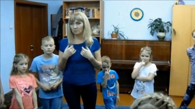 Актёрский тренинг в театральной студии (начало)