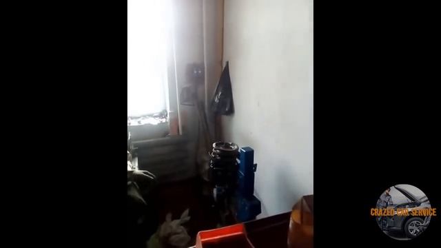 ТОП Жести на СТО №1 Шиномонтажник от Бога! Приколы на СТО! Суровые будни автомехаников!! смотреть онлайн