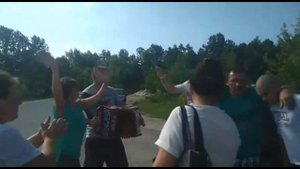 Проводы в армию крестника, частушки около военкомата под гармонь.04.07.2020.
