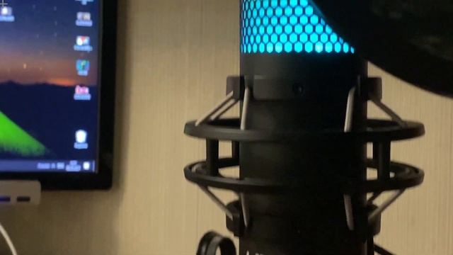ИГРОВОЙ МИКРОФОН HYPERX QUADCAST S с RGB ПОДСВЕТКОЙ и 3-МЯ КАПСУЛЯМИ - ПОЛНЫЙ ОБЗОР