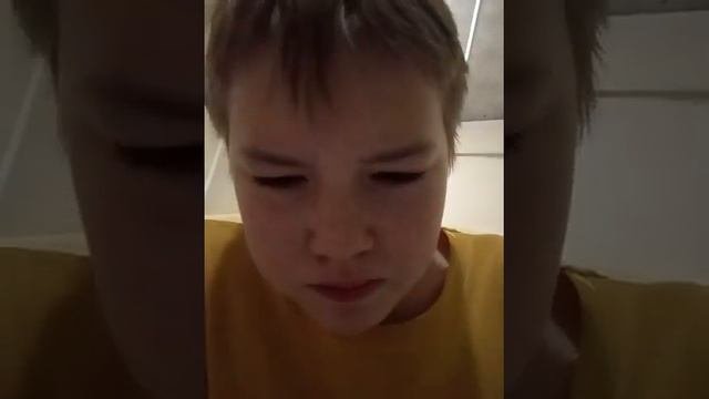 Съел лук, скрутило живот!