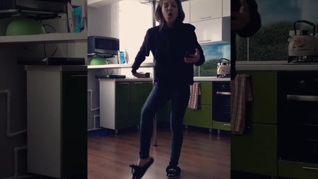 Песенка)))