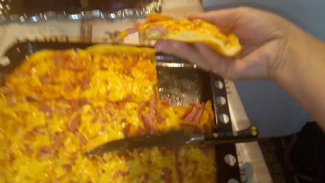 "А-ЛЯ"ПИЦЦА НА КЕФИРЕ(БЕЗ ДРОЖЖЕЙ)НА СКОРУЮ РУКУ!ДОПОЛНЕНИЕ!РЕЗУЛЬТАТ ПРИГОТОВЛЕНИЯ!НЕДОСКАЗАННОЕ!! смотреть онлайн