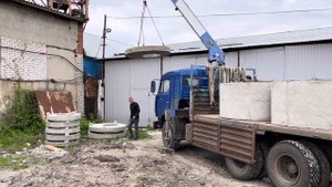 Грузим ЖБИ изделия: кольца, крышки, днища 1 м; 1,5 м; 2 м.