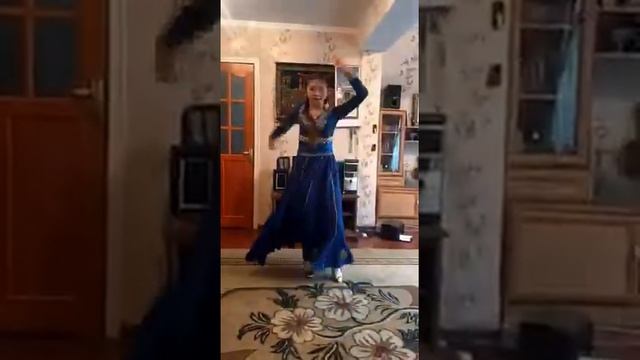 Рубрика «Баһар кәлди» - Шатмира Асанова, 15 лет - Уйгурский танец.