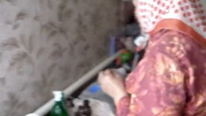 бабушка курит!