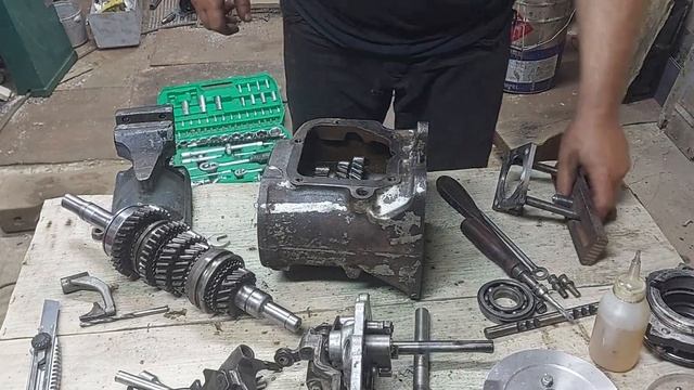 кпп москвич для мотороллера муравей,как укоротить и разабрать смотреть онлайн