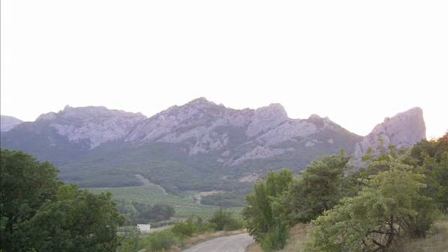 Каждый день душа в тревоге смотреть онлайн