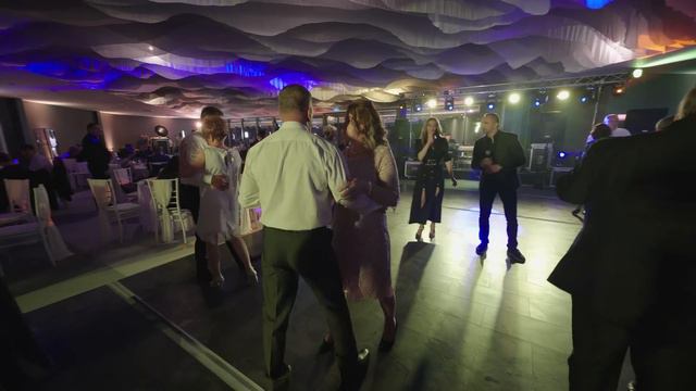 Ce seara minunata / Sarut Femeie mana ta / Melancolie - Super Colaj live cu Trupa Bachus смотреть онлайн