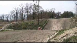 Как прыгать на мотоцикле, урок от Евгения Михайлова