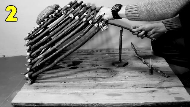 Падающая клетка и 5 разных спусковых конструкций (Survival: Traps on animals) смотреть онлайн