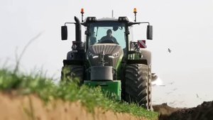 Один из самых больших и мощных трактатов. Fendt 1050 Vario