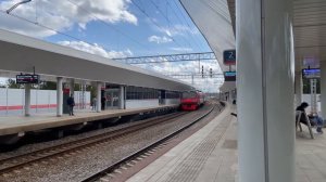 «Один буфер не работает» ЭД4М-0310 пребывает на станцию Лесной городок.