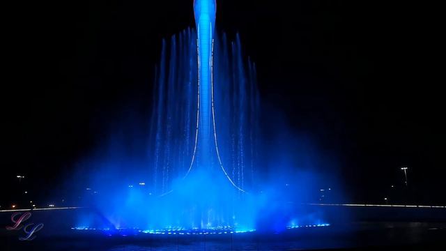 Шоу фонтанов. "Там за туманами". Сочи смотреть онлайн