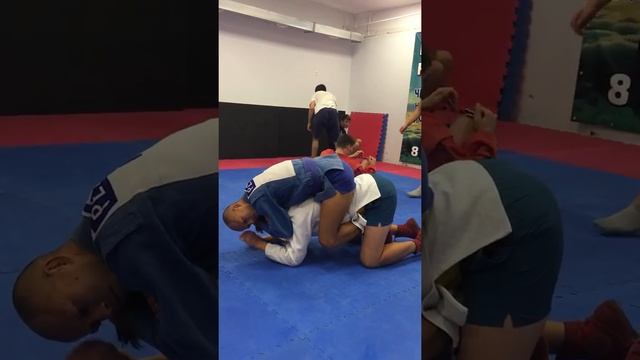 Удушающий со спины!? смотреть онлайн