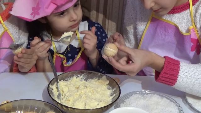 Как приготовить Конфеты"Рафаэлло"(Raffaello) своими руками!ЛЁГКИЙ РЕЦЕПТ!