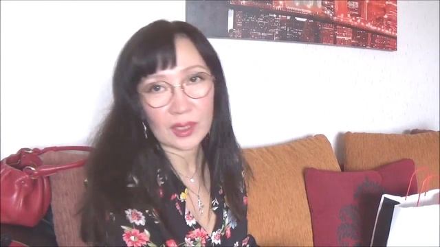 Покупки лета/Одежда с показом на моделях , украшения, сумка. смотреть онлайн