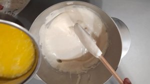 Кексы на горячем молоке