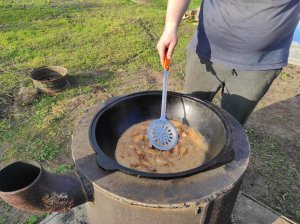 медовые крылышки в узбекском казане