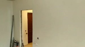 Как правильно шпатлевать стены