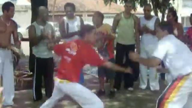 Roda de Capoeira - Aniversário do Mestre Washington 5 смотреть онлайн