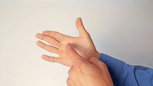 Palm spin reverse tutorial. Пенспиннинг обучение. Трюки с ручкой. Как крутить ручку. Penspinning